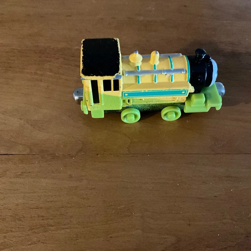 Thomas and Friends Train James & Train Carriages Lot Toy‎ Trains